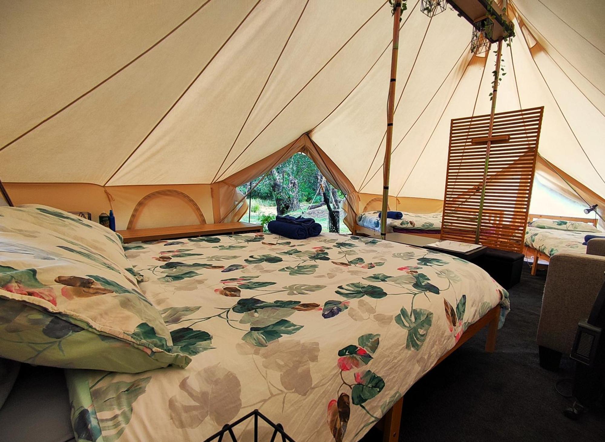 Glamping At Zeehan Bush Camp Hotel Luaran gambar